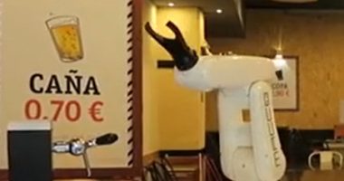 Por un precio que oscila los 20.000 € puedes tener un robot colaborativo camarero
